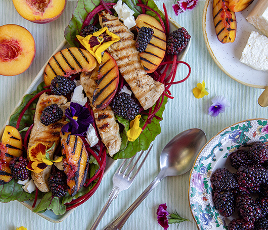 Receta de Ensalada de Pollo, Durazno y Moras